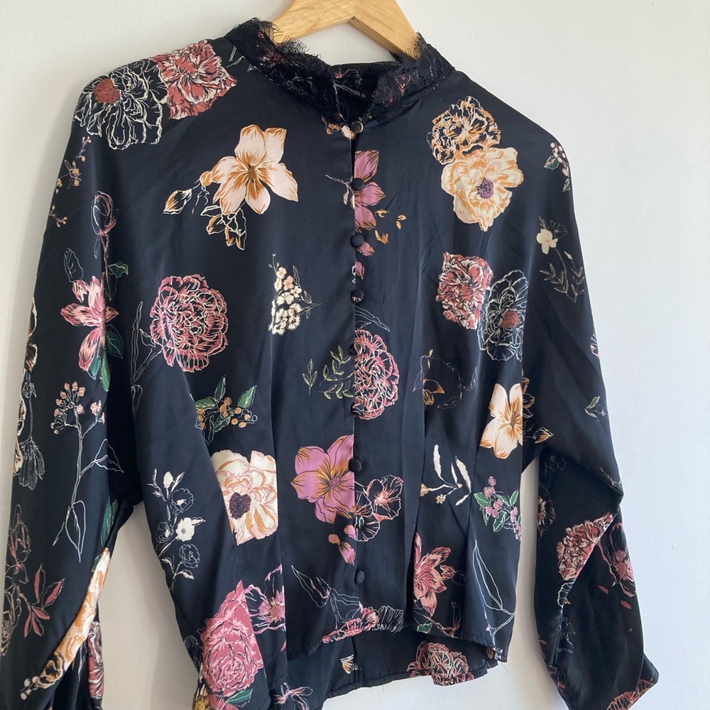 Zara Floral Print Lace Detail Top - Picture 6 of 6